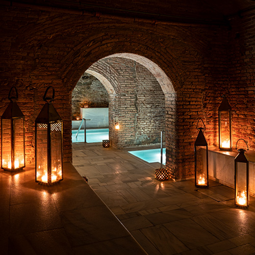 Thermal Bath And 45 Min Relaxing Massage Aire Ancient Baths Barcelona