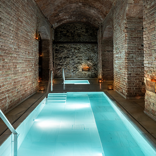 Ancient Thermal Bath AIRE de Barcelona
